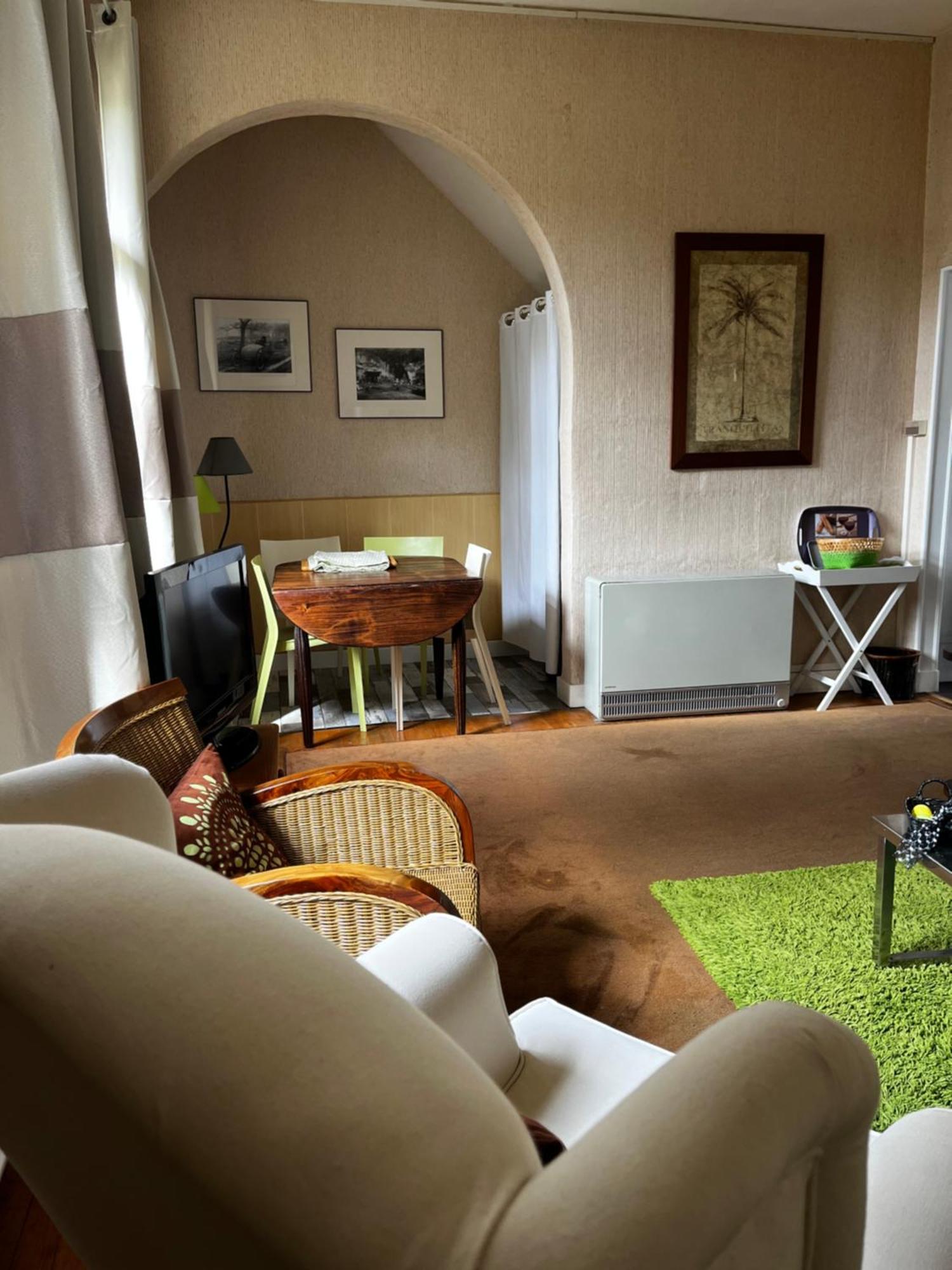 La Chevalerie Villa Blere Luaran gambar